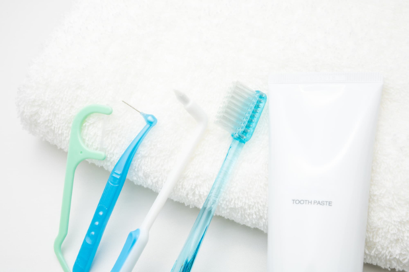 歯ブラシやワンタフトブラシなどのオーラルケア用品